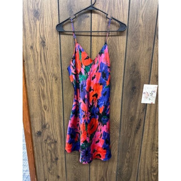 Nbn Ladies Medium Red & Blue Floral Nightgown 100% Polyester Sleeveless With Adj - Picture 1 of 3